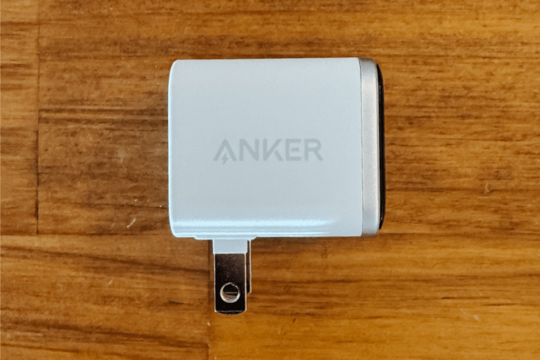 Review: Anker Nano Charger (45W, Smart Display, 180° Foldable)